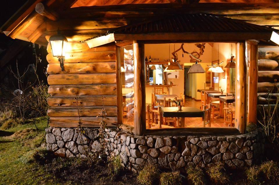 Hosteria Traunco Вилья-ла-Ангостура Экстерьер фото